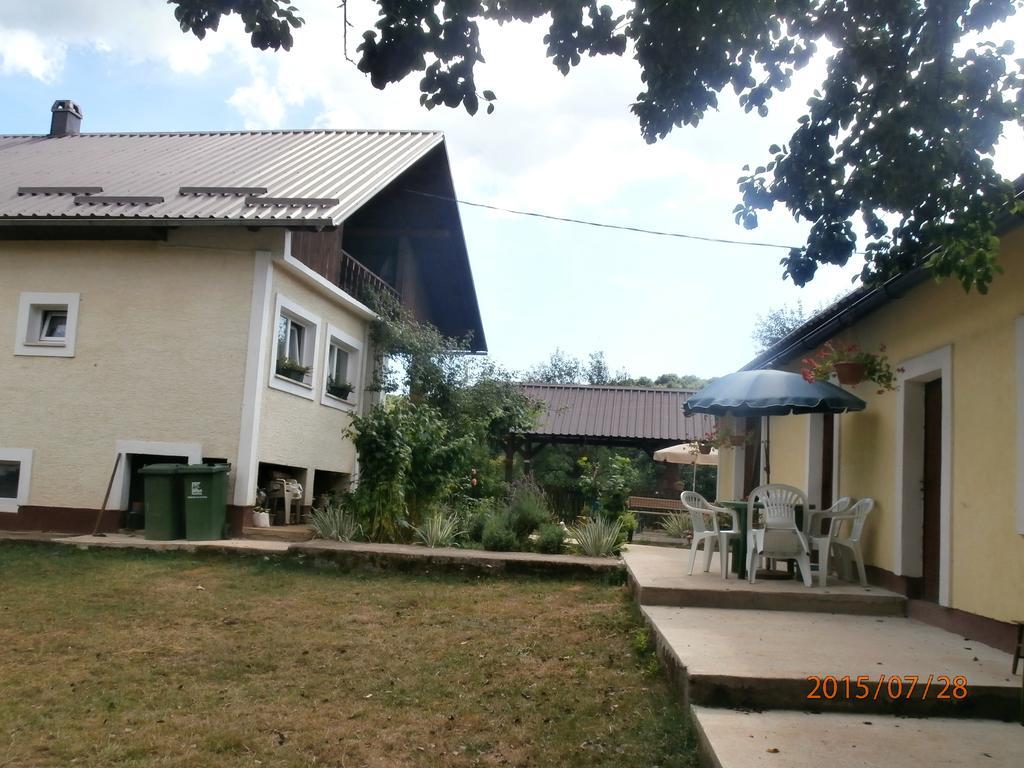 Rooms "Dragica" Оточац Экстерьер фото