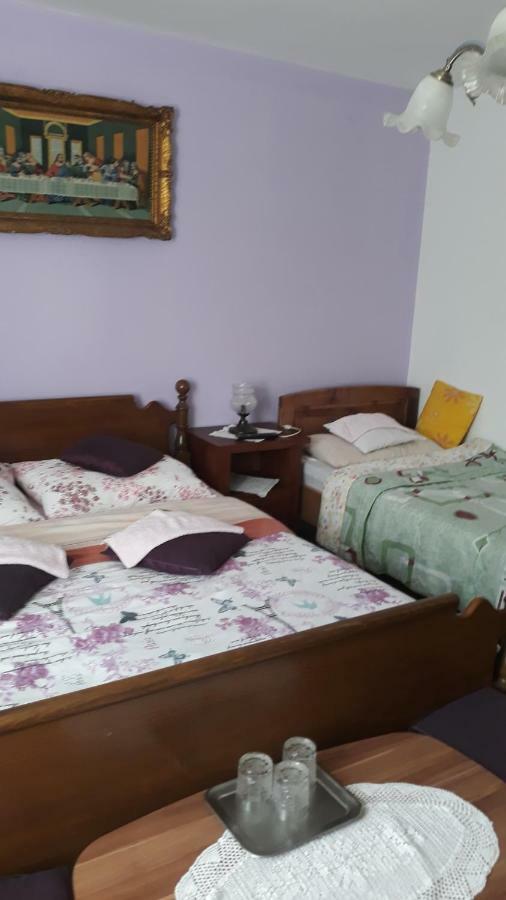 Rooms "Dragica" Оточац Экстерьер фото